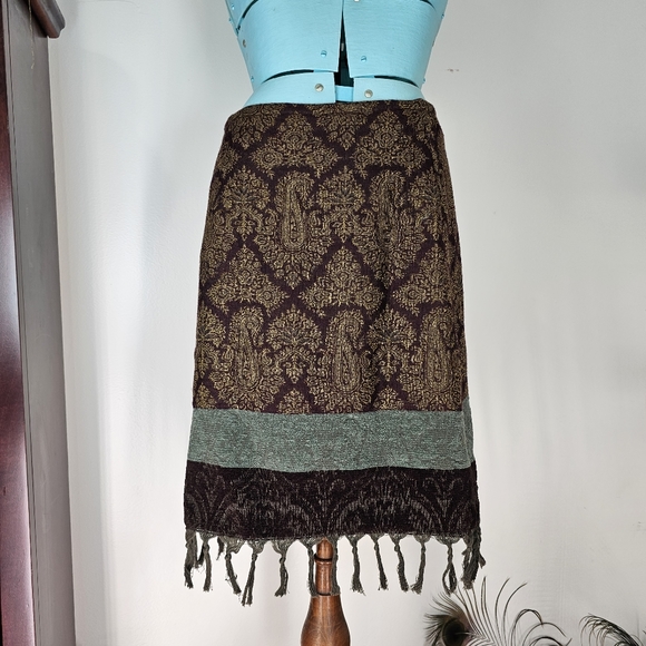 JJill skirt size 2 petite brown and gold woven tapestry style with teal band - Picture 2 of 2